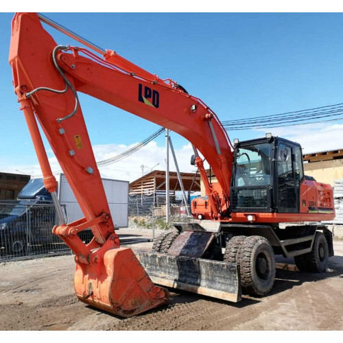 LPD LE230* Экскаватор колесный LE230W-K (Дизельный, 5,9 л, 152 л.с. АТ)