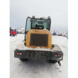 Bull SL220 Фронтальный погрузчик SL220 (Дизельный, 3,3 л, 95 л.с., АТ)