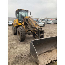 Bull SL300 Фронтальный погрузчик SL300T (Дизельный, 6,0 л, 98 л.с., АТ)