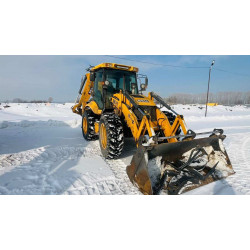 Bull 4SX Экскаватор-погрузчик 4SX-PLUS (Дизельный, 4,6 л, 116 л.с., АТ)