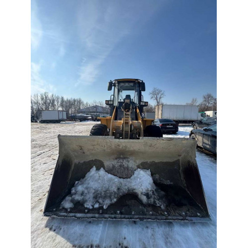 LiuGong CLG 835 Фронтальный погрузчик CLG 835H (Дизельный, 6,7 л, 125 л.с., АТ)