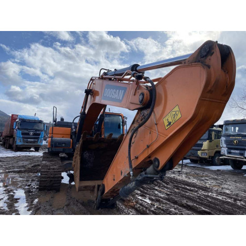 Doosan DX 300 Экскаватор DX300LCA-7M (Дизельный, 8,1 л, 188 л.с., АТ) Doosan DX 300 Экскаватор DX300LCA-7M (Дизельный, 8,1 л, 188 л.с., АТ)