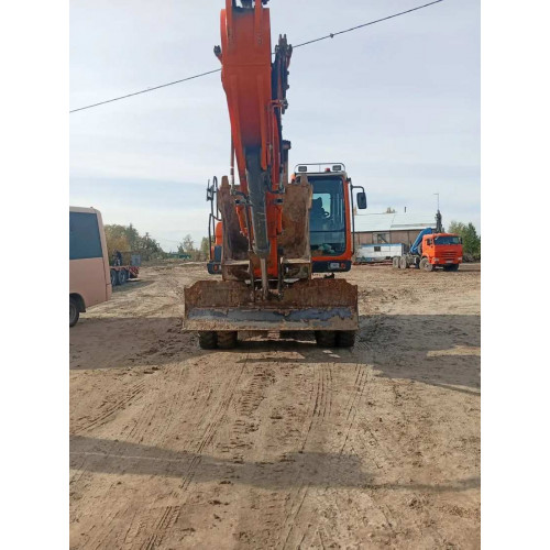Doosan DX190* Экскаватор колесный DX190WA (Дизельный, 5,8 л, 155 л.с., АТ) Doosan DX190* Экскаватор колесный DX190WA (Дизельный, 5,8 л, 155 л.с., АТ)