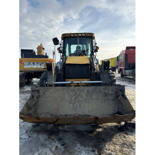 BIZON 4CX Экскаватор-погрузчик 4CX (Дизельный, 4.8 л, 102 л.с. АТ)
