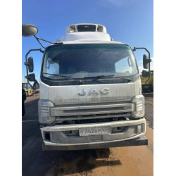 JAC N120 Изотермический/рефрижератор с гидробортом 7712К-0000010-02 (Рефрижератор, Дизельный, 4,5 л, 207 л.с., МТ)