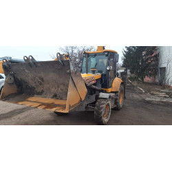 ELAZ BL 880 Экскаватор-погрузчик BL 880 (Дизельный, 4,4 л, 100 л.с., МТ)