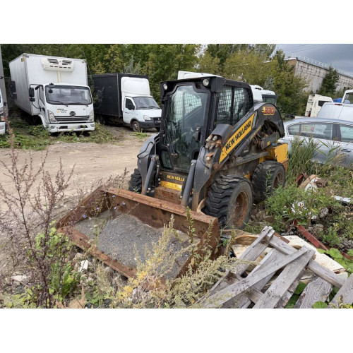 NEW HOLLAND L330 Мини погрузчик L330 Мини погрузчик