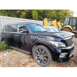 Infiniti QX80 5.6 4WD (7 мест)