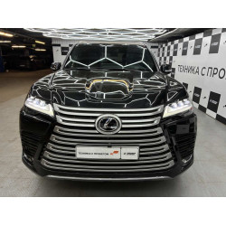 Lexus LX600 Luxury