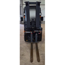 Lonking FD* Вилочный погрузчик FD15T (Дизельный, 2,7 л, 41 л.с., МТ)