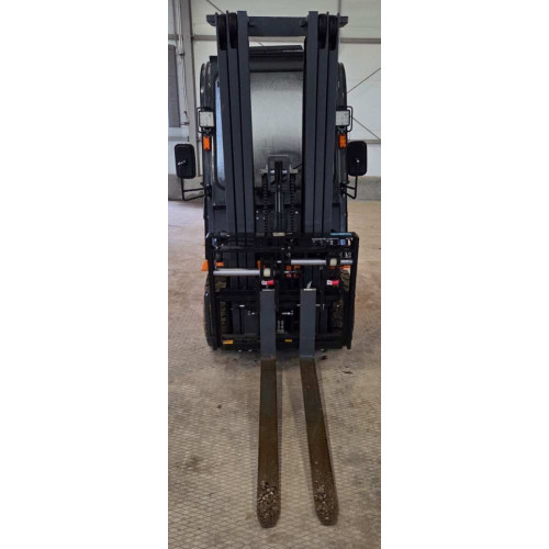 Lonking FD* Вилочный погрузчик FD15T (Дизельный, 2,7 л, 41 л.с., МТ) Lonking FD* Вилочный погрузчик FD15T (Дизельный, 2,7 л, 41 л.с., МТ)