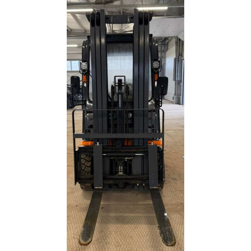 Lonking FD* Вилочный погрузчик FD15T (Дизельный, 2,7 л, 41 л.с., МТ)