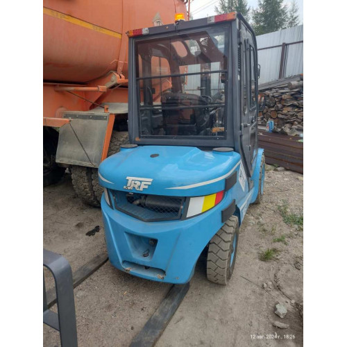 TRF D* Вилочный погрузчик D30-3X (Дизельный, 2,7 л, 50 л.с., АТ)