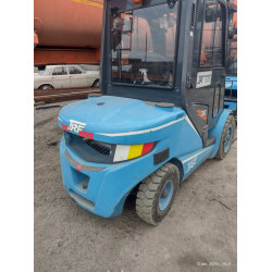 TRF D* Вилочный погрузчик D30-3X (Дизельный, 2,7 л, 50 л.с., АТ)