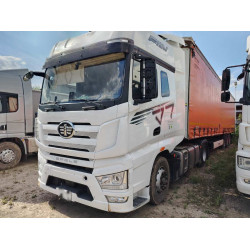 FAW J7 4x2 Седельный тягач CA4180P77K25E5