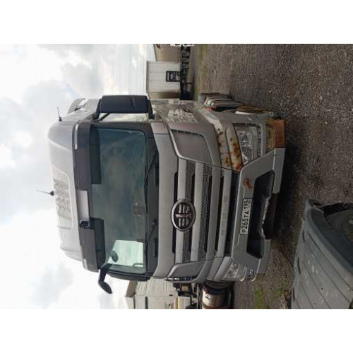 FAW J7 4x2 Седельный тягач CA4180P77K25E5 (Дизельный, 12,5 л, 553 л.с., АТ)