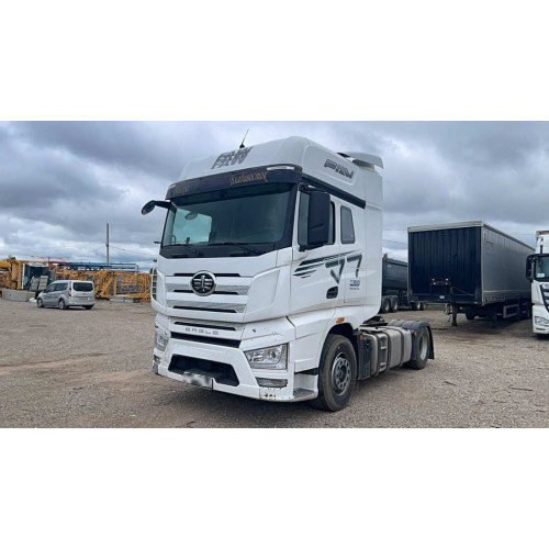 FAW J7 4x2 Седельный тягач CA4180P77K25E5