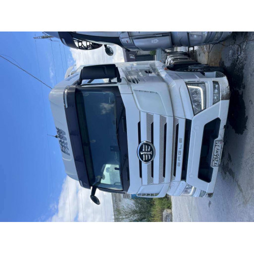 FAW J7 4x2 Седельный тягач CA4180P77K25E5