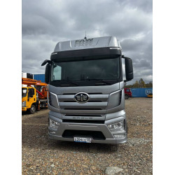 FAW J7 4x2 Седельный тягач CA4180P77K25E5 (Дизельный, 12,5 л, 553 л.с., АТ)