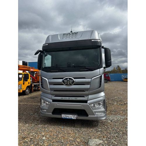 FAW J7 4x2 Седельный тягач CA4180P77K25E5 (Дизельный, 12,5 л, 553 л.с., АТ)