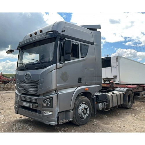 FAW JH6 4x2 Седельный тягач JH6 4x2 Седельный тягач FAW JH6 4x2 Седельный тягач JH6 4x2 Седельный тягач