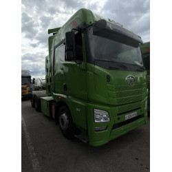FAW JH6 6x4 Седельный тягач CA4250P25K15T1NE5A80 (Газовый, 12,5 л, 430 л.с., МТ)
