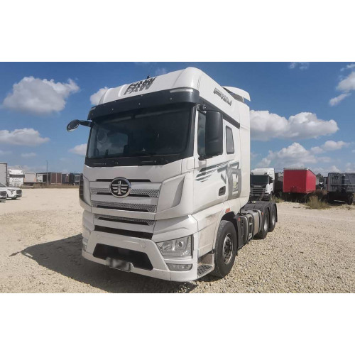 FAW CA 4250 6X4 Седельный тягач CA4250P77K25T1E5 FAW CA 4250 6X4 Седельный тягач CA4250P77K25T1E5
