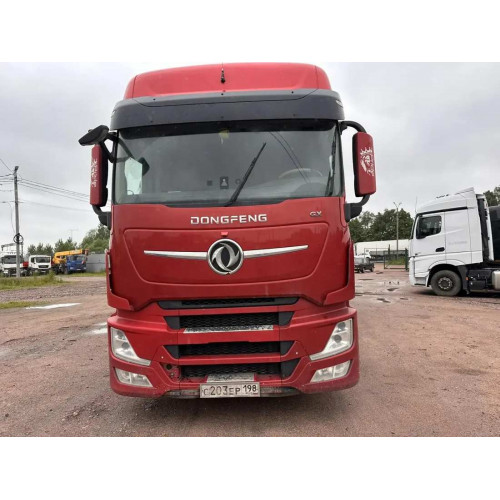 DongFeng DFH 4x2 Седельный тягач DFH4180 (Дизельный, 13,5 л, 518 л.с., АТ)