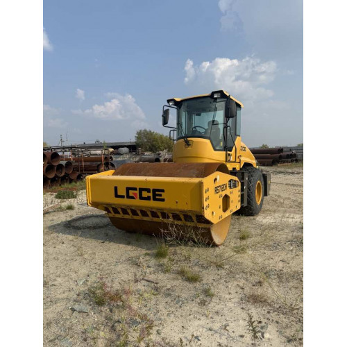 LGCE RS* Каток RS7120H (Дизельный, 6,8 л, 125 л.с., АТ)