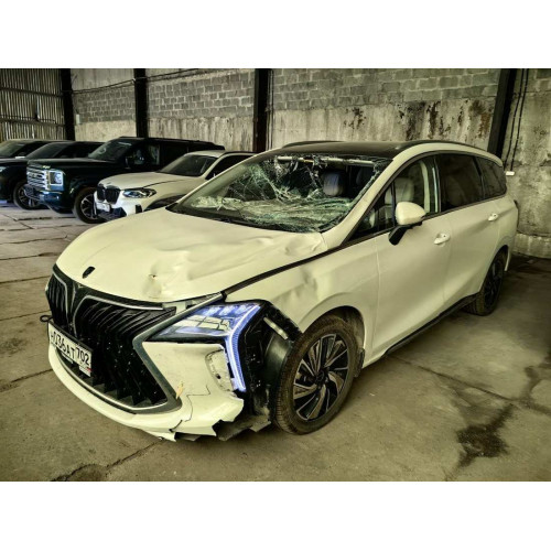 Forthing Yacht 1.5T DCT Premium (I Поколение)