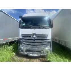 Mercedes-Benz ACTROS 4x2 Седельный тягач 1848 (Дизельный, 12,8 л, 476 л.с., АТ)