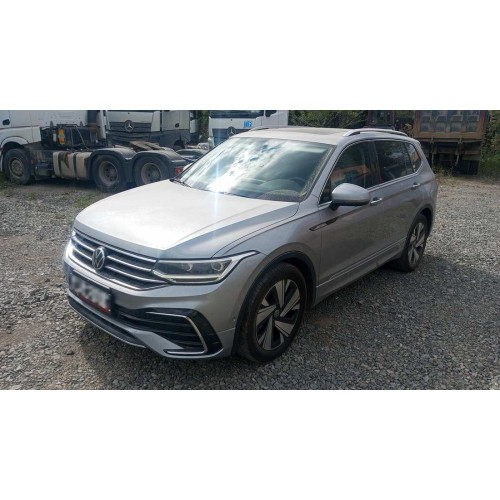 Volkswagen Tiguan L R-Line Premium Edition 380TSI 7AT 4Motion