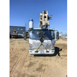 Isuzu ELF 8.3 4x2 Автокран ELF KV100 (Дизельный, 2.5 л, 128 л.с. МТ)