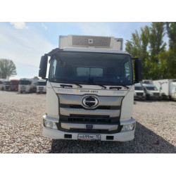 Hino 700 4x2 Изотермический/рефрижератор CLW6041XLCC (Рефрижератор, Дизельный, 7,7 л, 271 л.с., МТ)