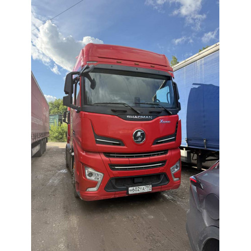 Shacman (Shaanxi) SX* 4x2 Седельный тягач SX4188YY381 (Дизельный, 12,5 л, 473 л.с., АТ)