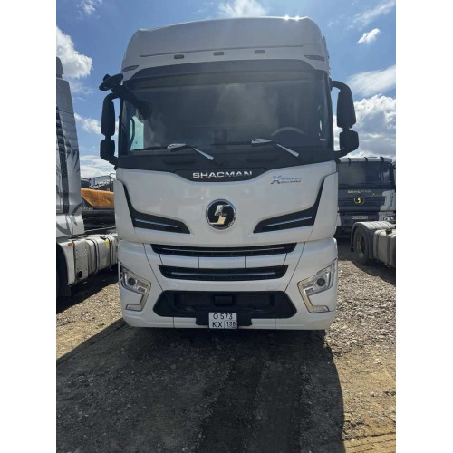 Shacman (Shaanxi) SX* 4x2 Седельный тягач SX4188YY381 (Дизельный, 12,5 л, 473 л.с., АТ)
