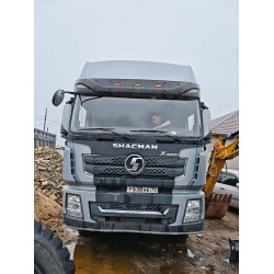 Shacman (Shaanxi) SX* 6x4 Седельный тягач SX42584V324 (Дизельный, 11,6 л, 423 л.с., МТ)
