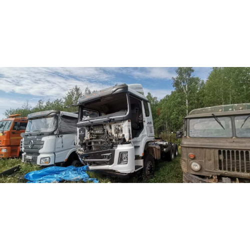 Shacman SX* 6x6 Седельный тягач SX42586V385