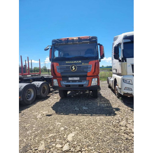 Shacman (Shaanxi) SX* 6x6 Седельный тягач SX42586V385 (Дизельный, 11,6 л, 423 л.с., МТ)