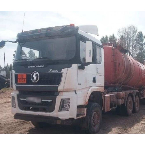 Shacman SX* 6x6 Седельный тягач SX42584W385C