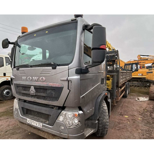 HOWO T5G 6x4 Бортовой с КМУ ZZ5257JSQN584GE1