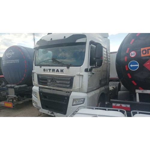 SITRAK C7H 4x2 Седельный тягач ZZ4186V361HE