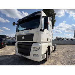 SITRAK C7H 4x2 Седельный тягач ZZ4186V361HE