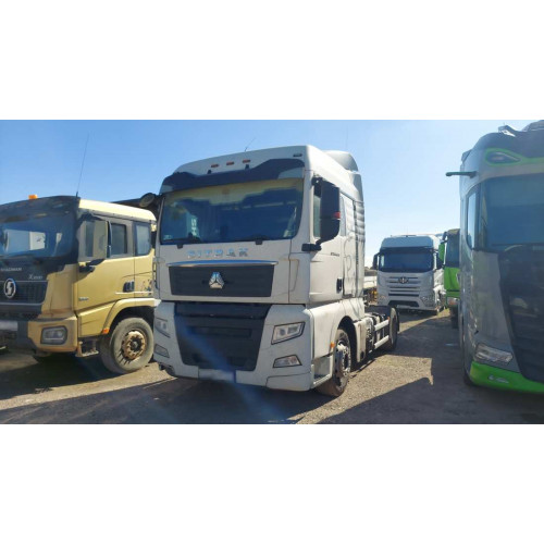 SITRAK C7H 4x2 Седельный тягач ZZ4186V391HE SITRAK C7H 4x2 Седельный тягач ZZ4186V391HE