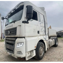 SITRAK C7H 4x2 Седельный тягач ZZ4186V361HE