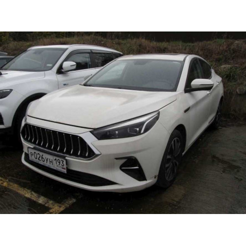 JAC J7 Luxury 1.5 CVT (I поколение) JAC J7 Luxury 1.5 CVT (I поколение)