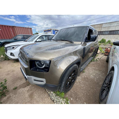 LAND ROVER Defender 110 3.0D 249PS SE
