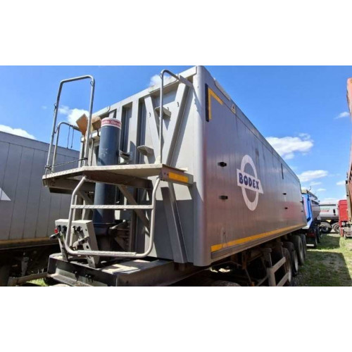 BODEX KIS-4W* Полуприцеп самосвал KIS-4W* Полуприцеп самосвал