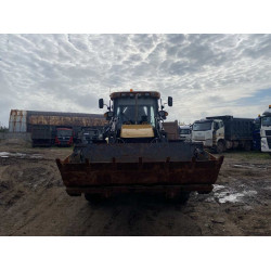 TAVR 695* Экскаватор-погрузчик 695BL (Дизельный, 3,9 л, 102 л.с., АТ)