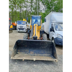 BUILDER TL* Фронтальный погрузчик TL20 (Дизельный, 2.7 л, 37 л.с. АТ)